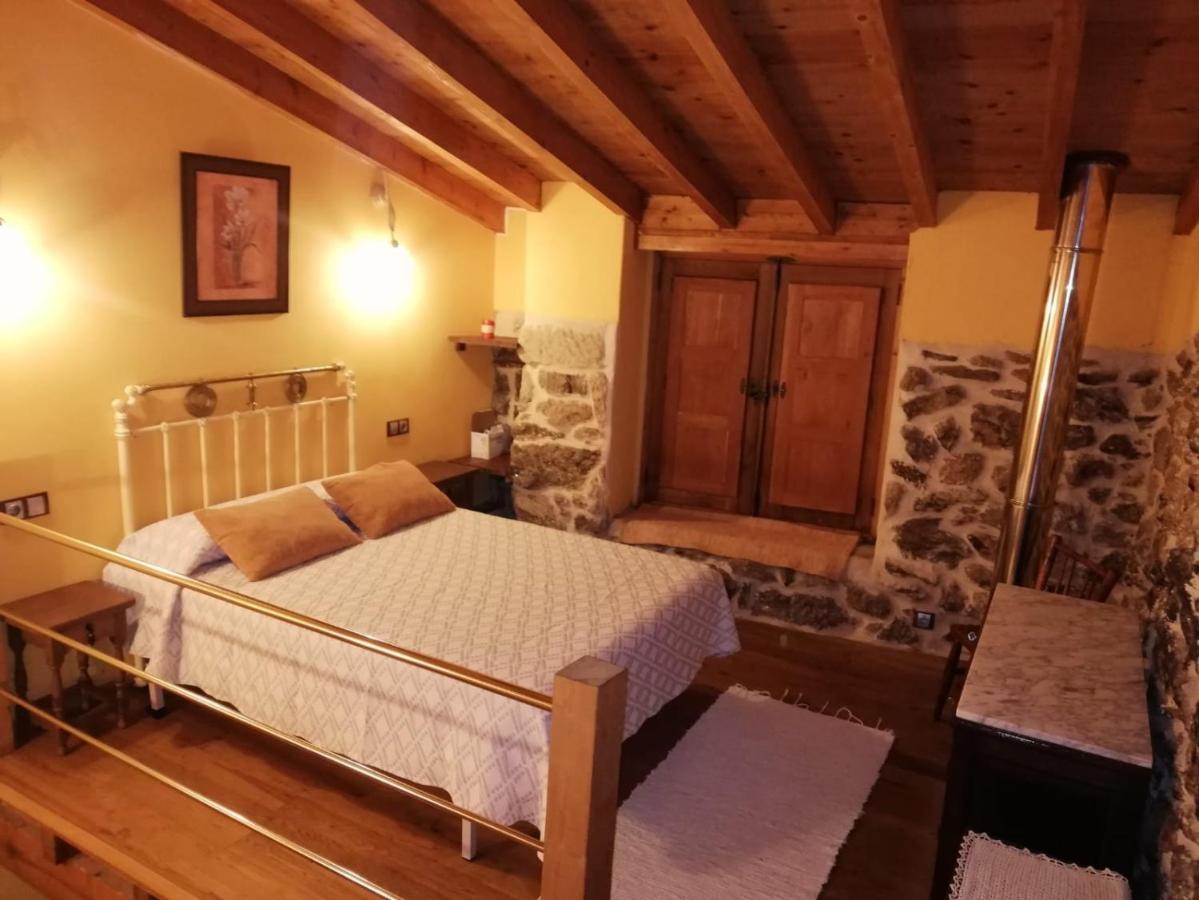 Apartamentos Rurales A Torre Porquera エクステリア 写真